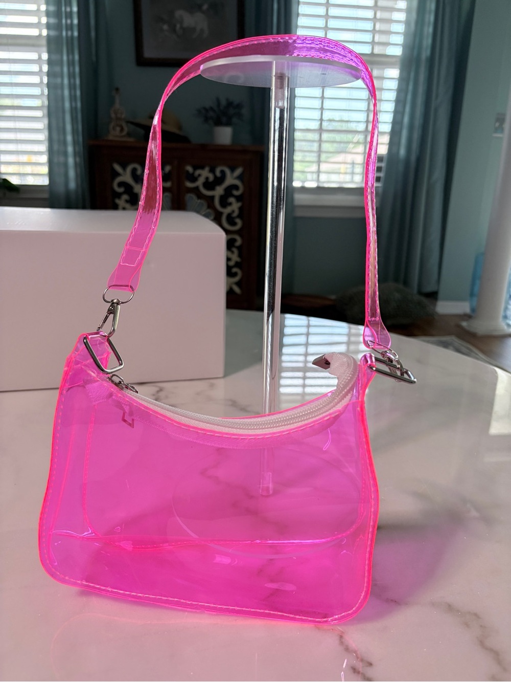 Concert Stadium Tote Neon Pink Jelly Shoulder Bag - Picture 8 of 8